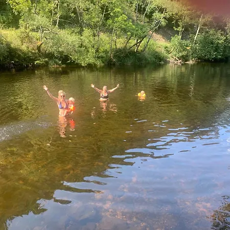 Moulin De La Fayolle ベッド・アンド・ブレックファスト Blot-l'Église